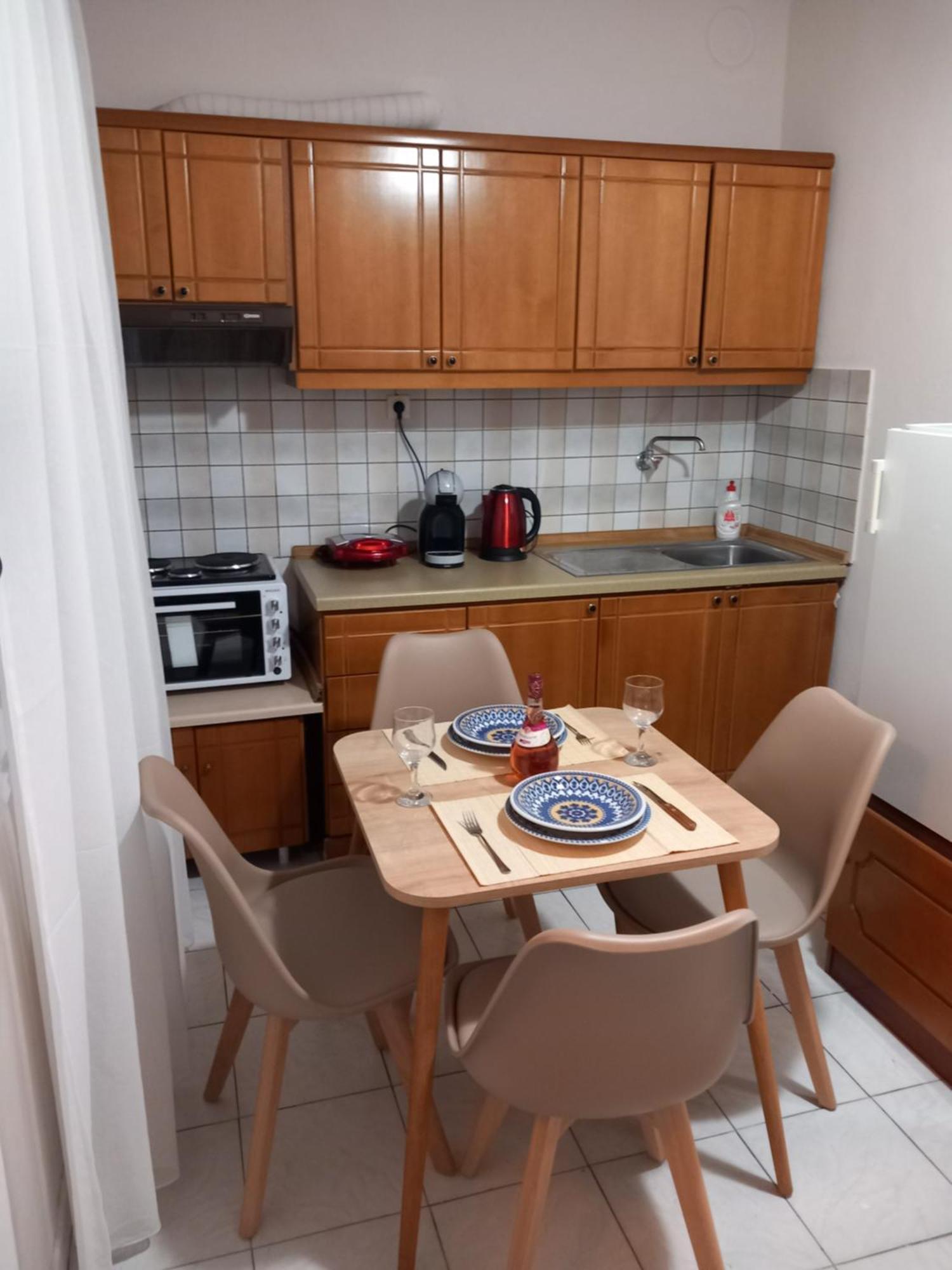 Elena Apartment *